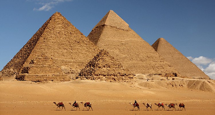pyramids in cairo egypt